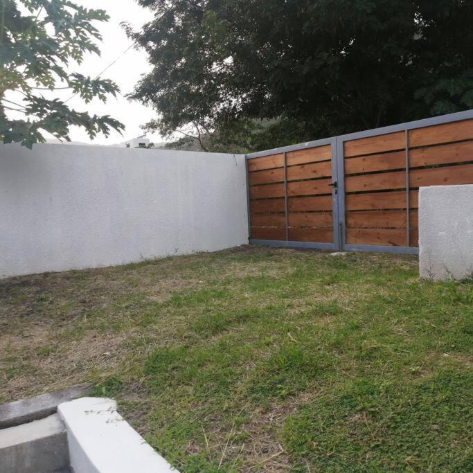 Lnd Apartments - Le Morne - One Bedroom Ла-Ґулет Екстер'єр фото